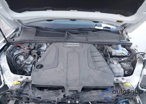 2021 Audi Q7 Premium Plus 45 Tfsi Quattro Tiptronic from USA, damaged, VIN WA1LJAF70MD039295